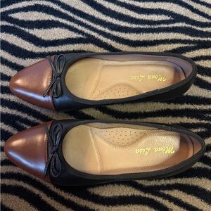 MONA LISA Women's Black and Brown Loafers